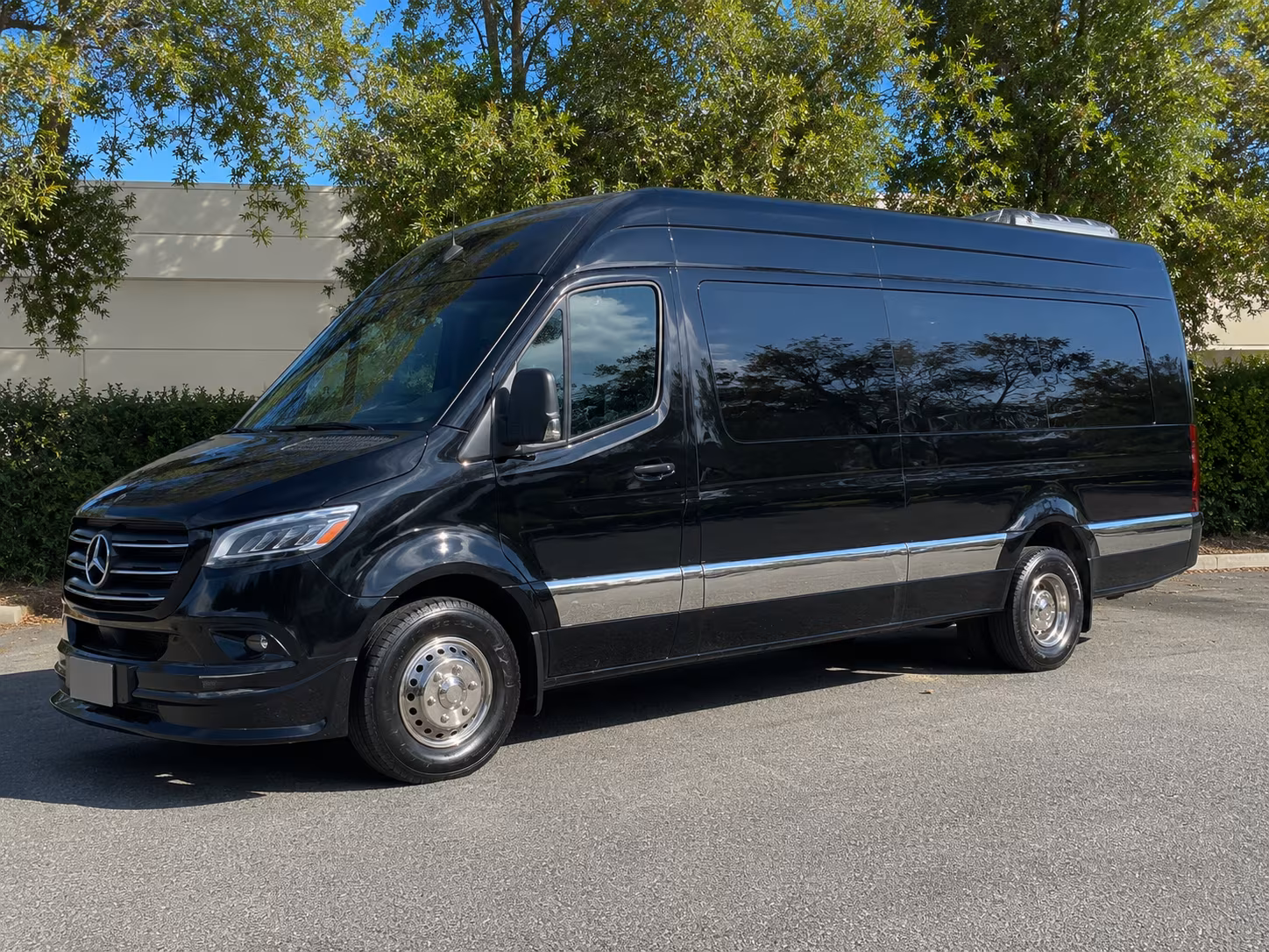 find the perfect transportation for your next airport transfer 2